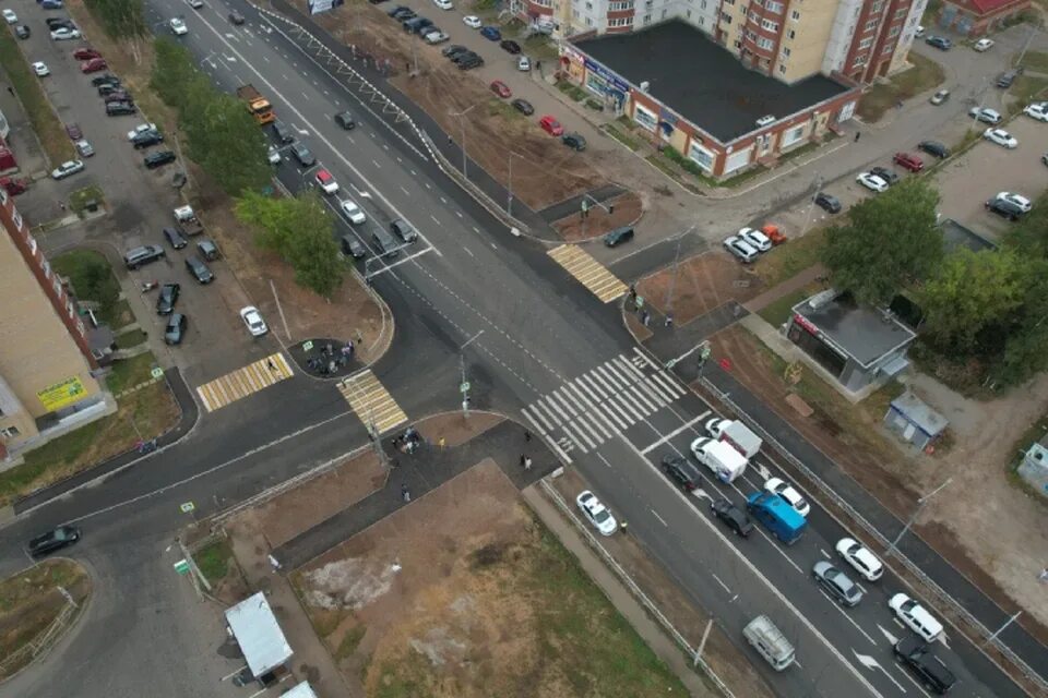 Водитель легковушки сбил ребенка на пешеходном переходе в Петрозаводске (ВИДЕО) 