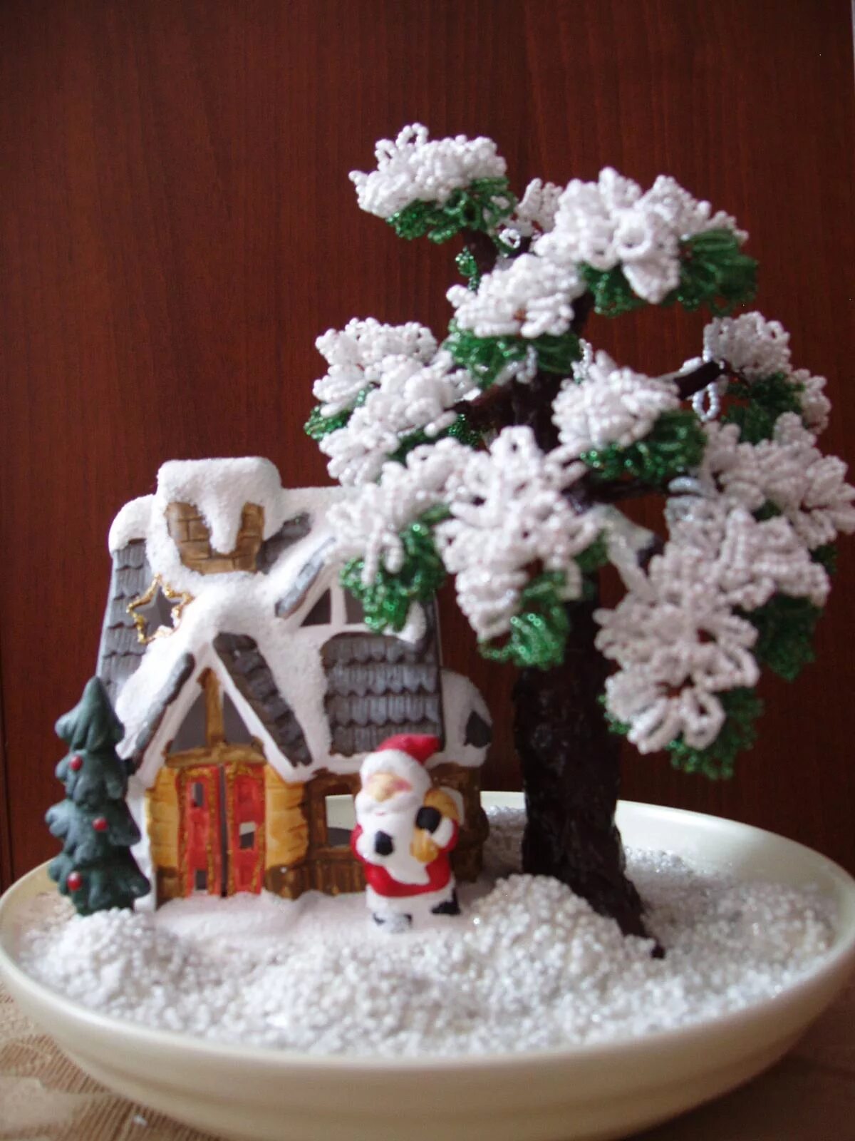 зимник поделки из бисера. поделка зимняя композиция. бисероплетение зимняя композиция. зимние поделки из бисера. зимние поделки из бисера.