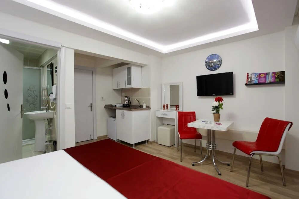 Akka suites taksim. Отель в турции красные стены. Keten suites taksim economy. Sunshine taksim suite. Suites taksim.