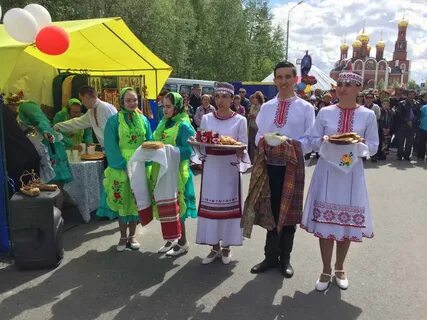 Русский народ представление на фестивале дружбы народов