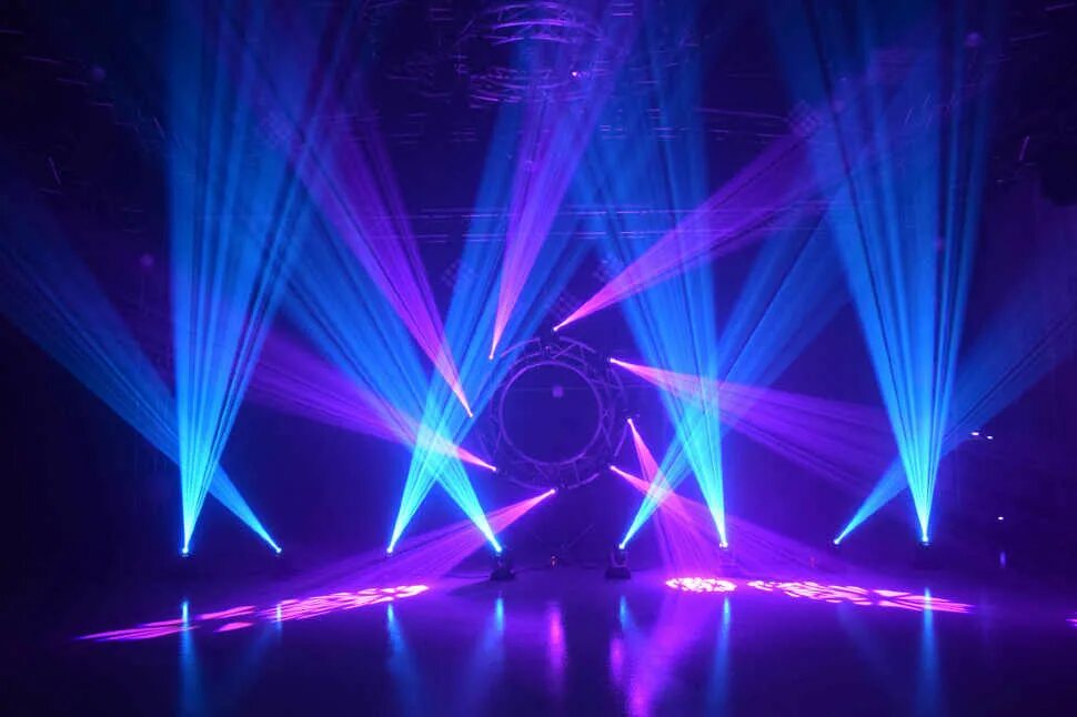 прожектор проджект. луч прожектора. зенитный прожектор sl-fcl1000p. прожектор itl-fl004 300w. Led 0071389.