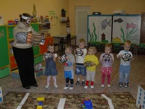 Занятие по безопасности в младшей группе. Занятия по пожарной безопасности в детском саду в старшей группе. Развлечение по пожарной безопасности в младшей группе. Занятия по обж в детском саду. Обж в ясельной группе.