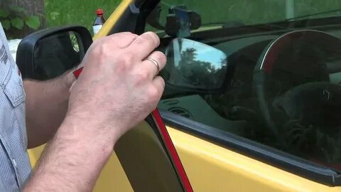 Как правильно приклеить ветровики на автомобиль