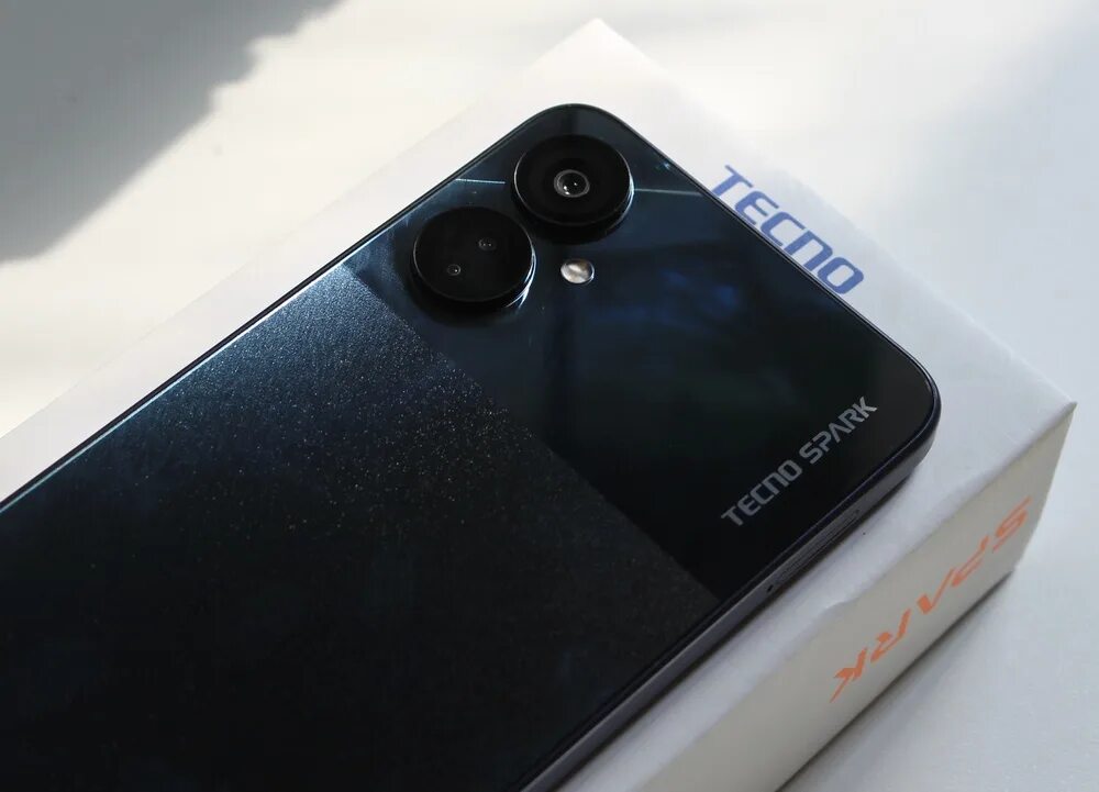 Spark 9 pro 4. Tecno spark 9pro /6.6 и tecno spark 9 pro 4. техно спарк 9-10-11. spark 9 pro. techno 9 pro.