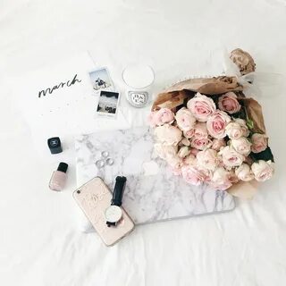 Lay flowers