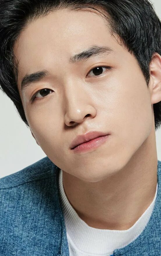 Дорама бездна 1 серия. Хам сон мин гоблин. Хам сон-мин. Хам сон-мин фильмы. Ли сон мин.