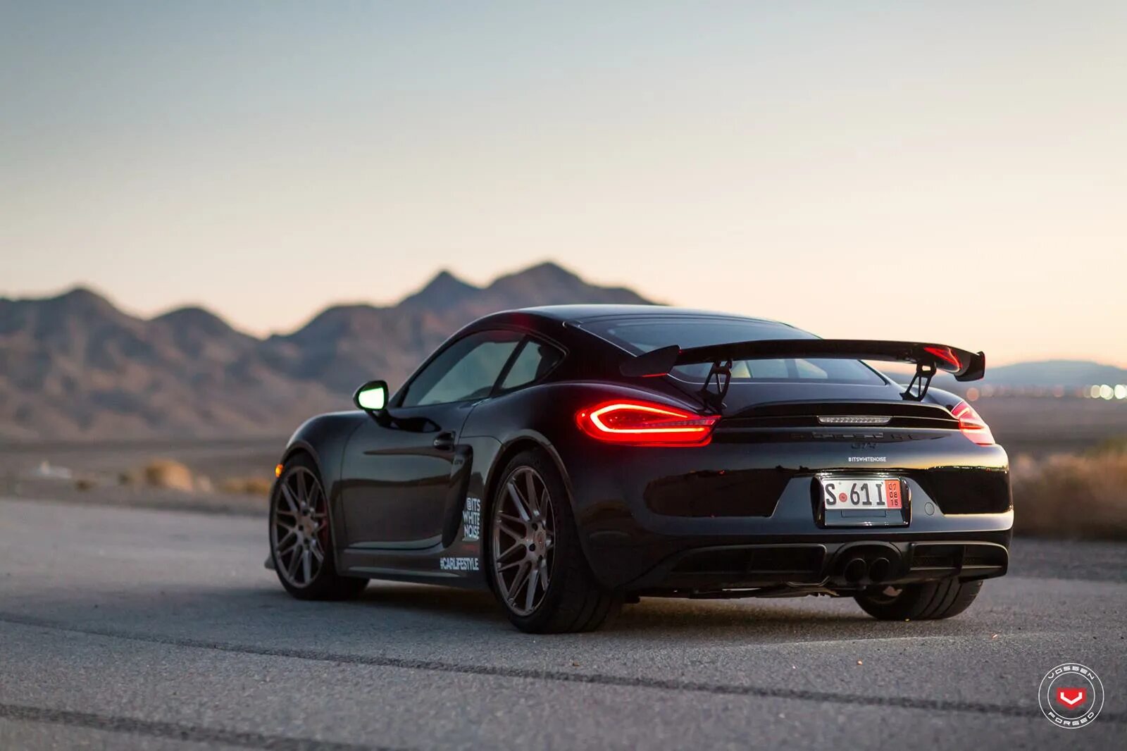 Ягуар gt3 assetto corsa competizione. Gt3 vs gt4. Gt3 vs gt4. Gt3 vs gt4. Ferrari 488 gt3 evo 2020.