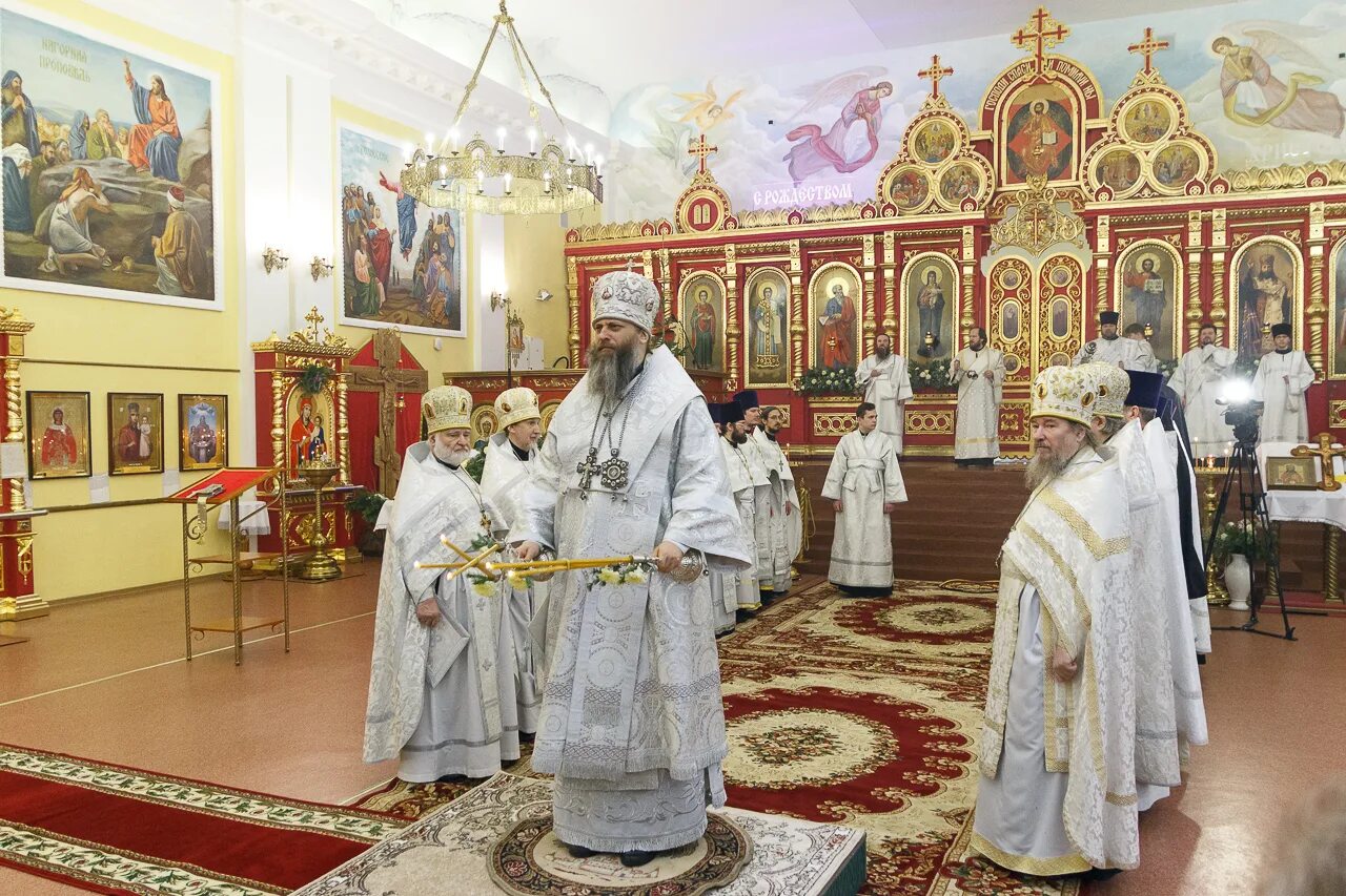 службы в храме новосибирска