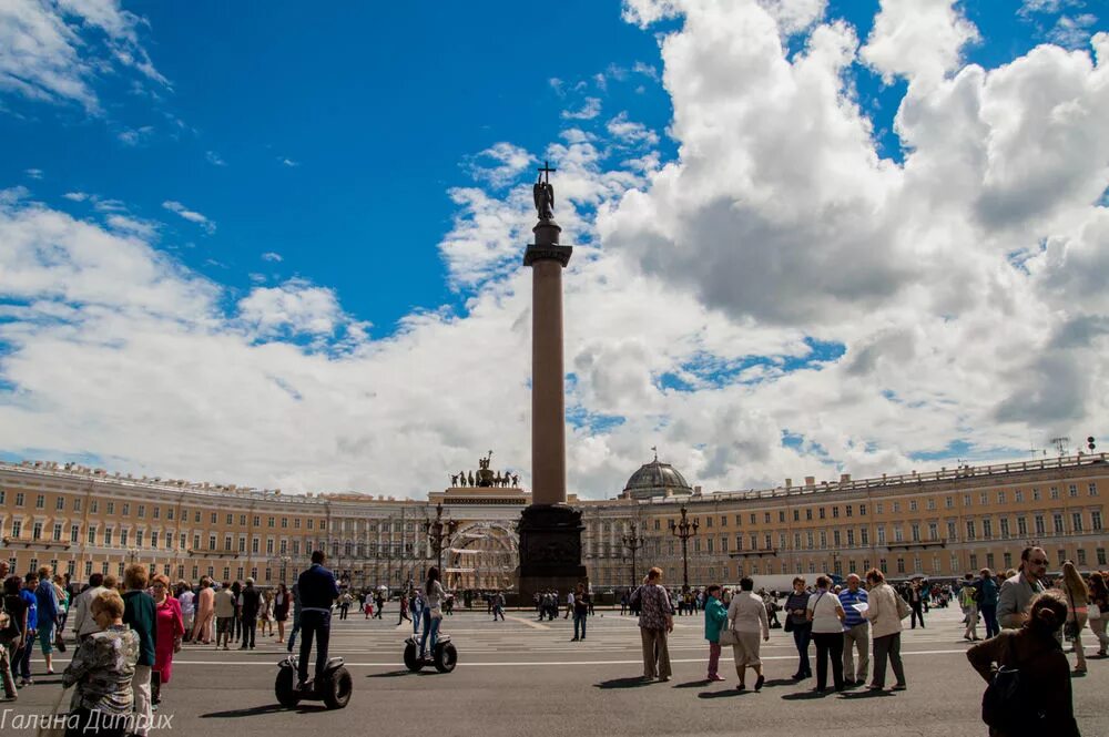 Hermitage in Saint Petersburg: world's second-largest art museum St petersburg, 