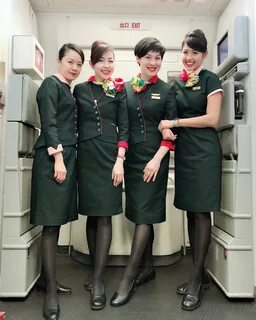 Японские стюардессы