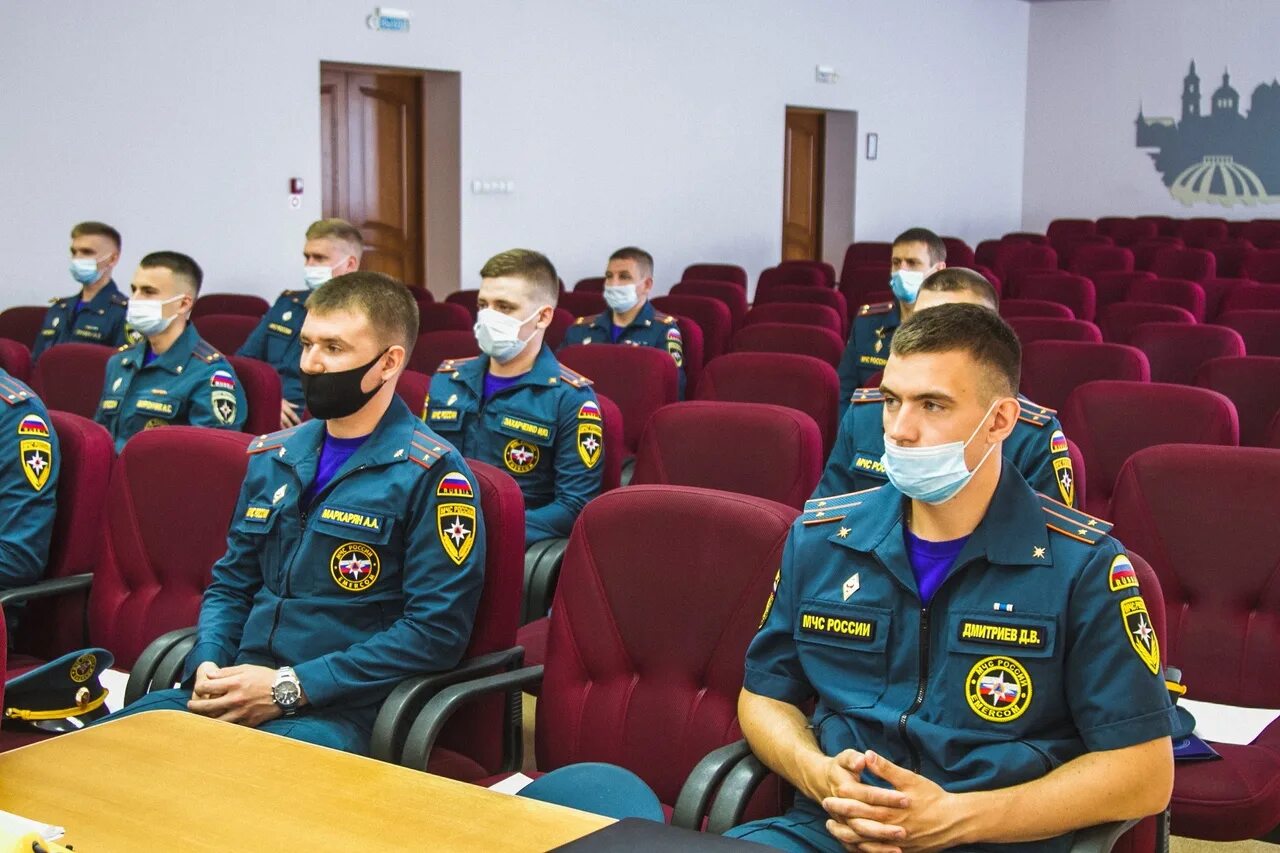 Сибирская пожарно-спасательная академия гпс мчс профессии. Мчс 14. Учебные учреждения мчс россии. Мчс россии якутск. Главное управление мчс россии по мурманской области, мурманск.