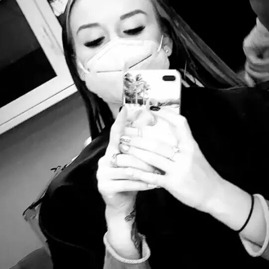 Безбородова олеся. Buff tipsy сторис. Селфи блондинки в зоопарке. Buff tipsy сторис. Buff tipsy сторис.