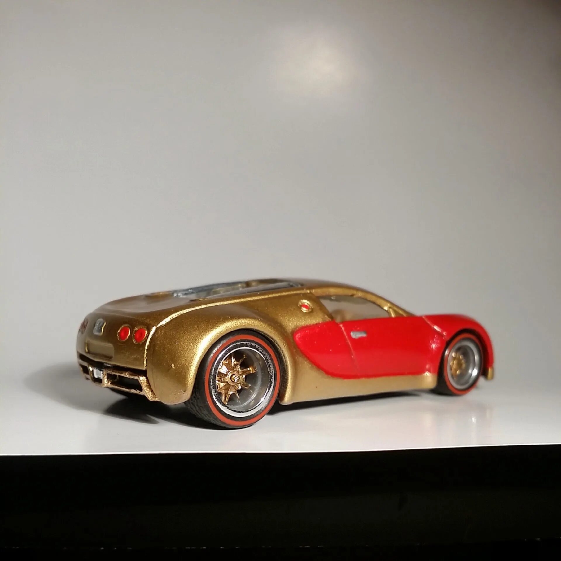 Hot Wheels Bugatti Chiron. Hot Wheels Бугатти. Хот Вилс Бугатти Вейрон. Бугатти Болид хот Вилс. Хот вилс бугатти