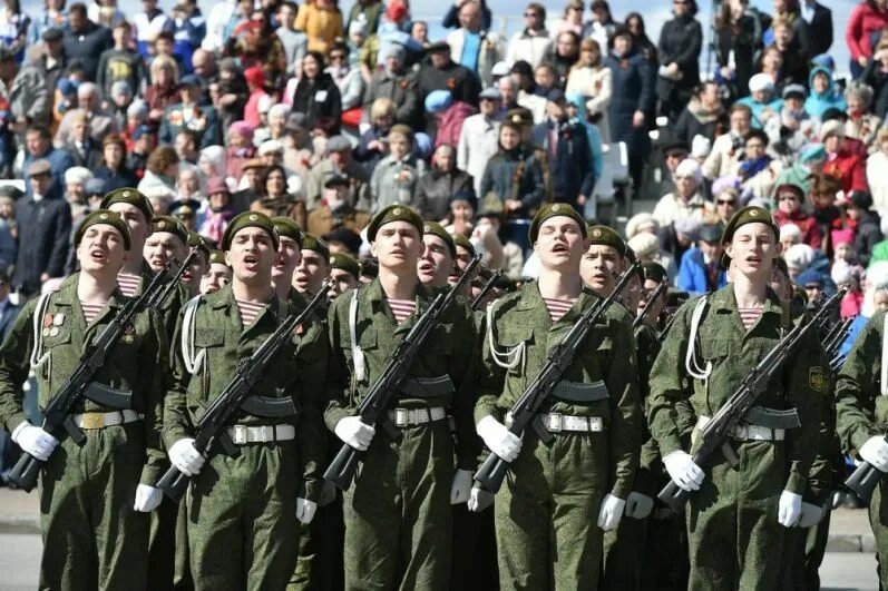 Парад Победы Ижевск. Парад 9 мая Ижевск. 9 Мая Ижевск 2022. Парад 9 мая Ижевск 2022 фото. 5 мая ижевск