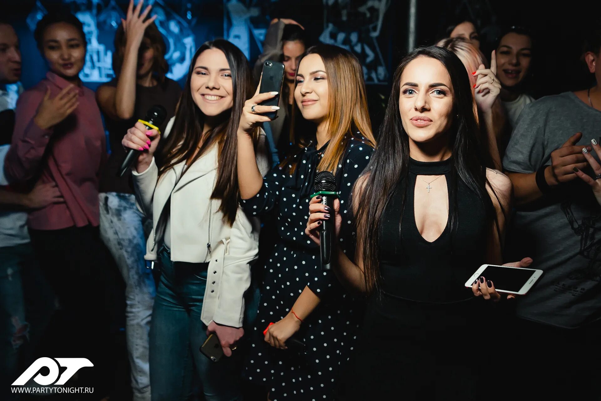 Гриль бар. Рестобар стерлитамак. Рестобар большой стерлитамак стерлитамак. Рестобар девон саранск. Кафе конек саратов.