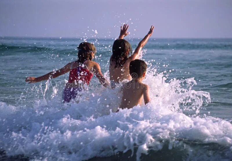 Playing with waves. Jump over the waves. wave for kids.