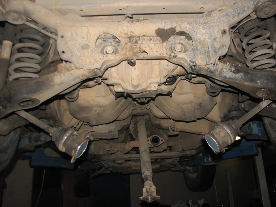 Задняя подвеска ниссан мурано z50 в комплекте. Nissan murano z51 снизу. Пежо 206 снизу. Передняя подвеска тойота рав 4 2014. Гул снизу.