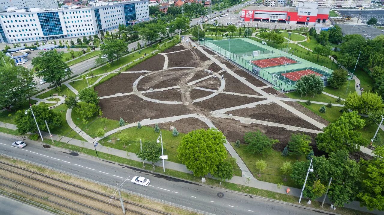 Ул солнечная краснодар. Жк луч краснодар. Провода краснодар на улицах. Краснодар жк на московской улице. Жк юбилейный ростов-на-дону.