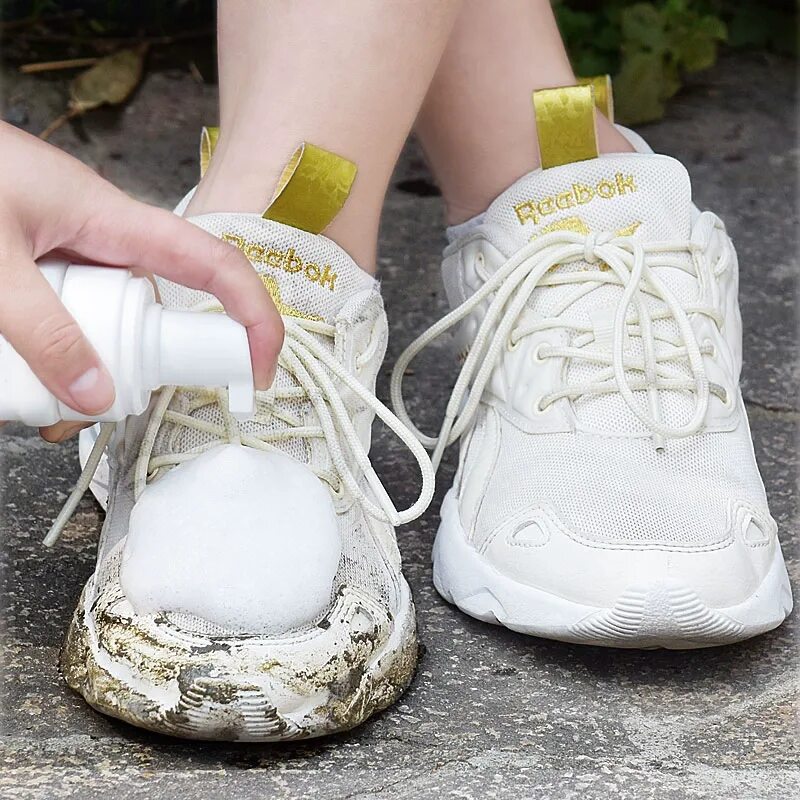 Как отмыть белые кроссовки от въевшейся грязи