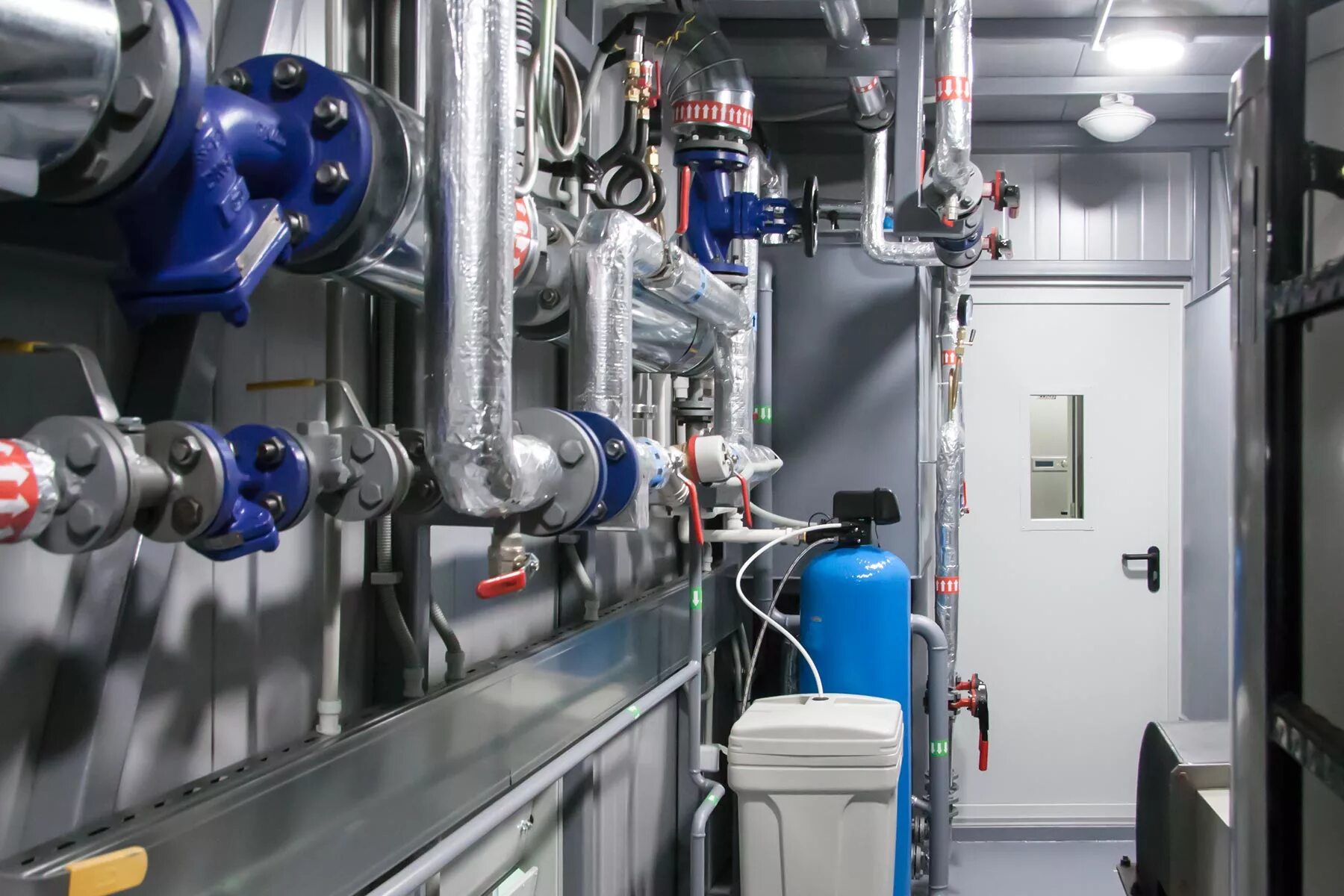 автономное газоснабжение газгольдер. система котельной. газ предприятие. частные газовые фирмы. реклама газовой компании.