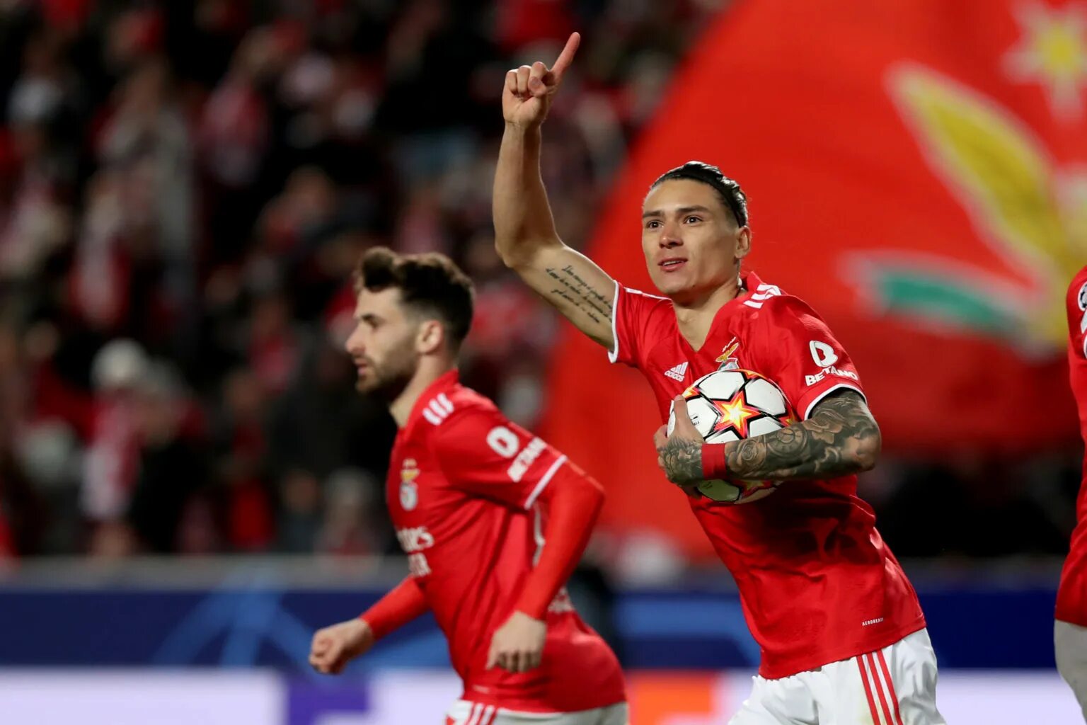 Бенфика эстрела амадора прогноз. Прогноз пасуш бенфика. Аякс бенфика 2022. Бенфика эстрела амадора прогноз. Бенфика эстрела амадора прогноз.