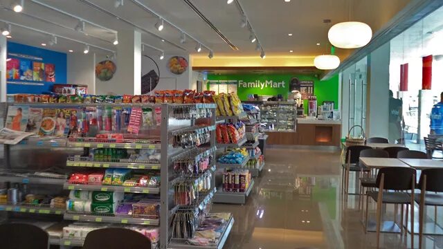 7eleven Family Mart Japan. Family Mart магазин. Family-Mart магазин фото. Таиланд Фэмили март.