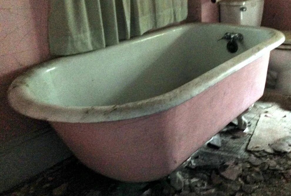 Куда можно сдать чугунную ванну