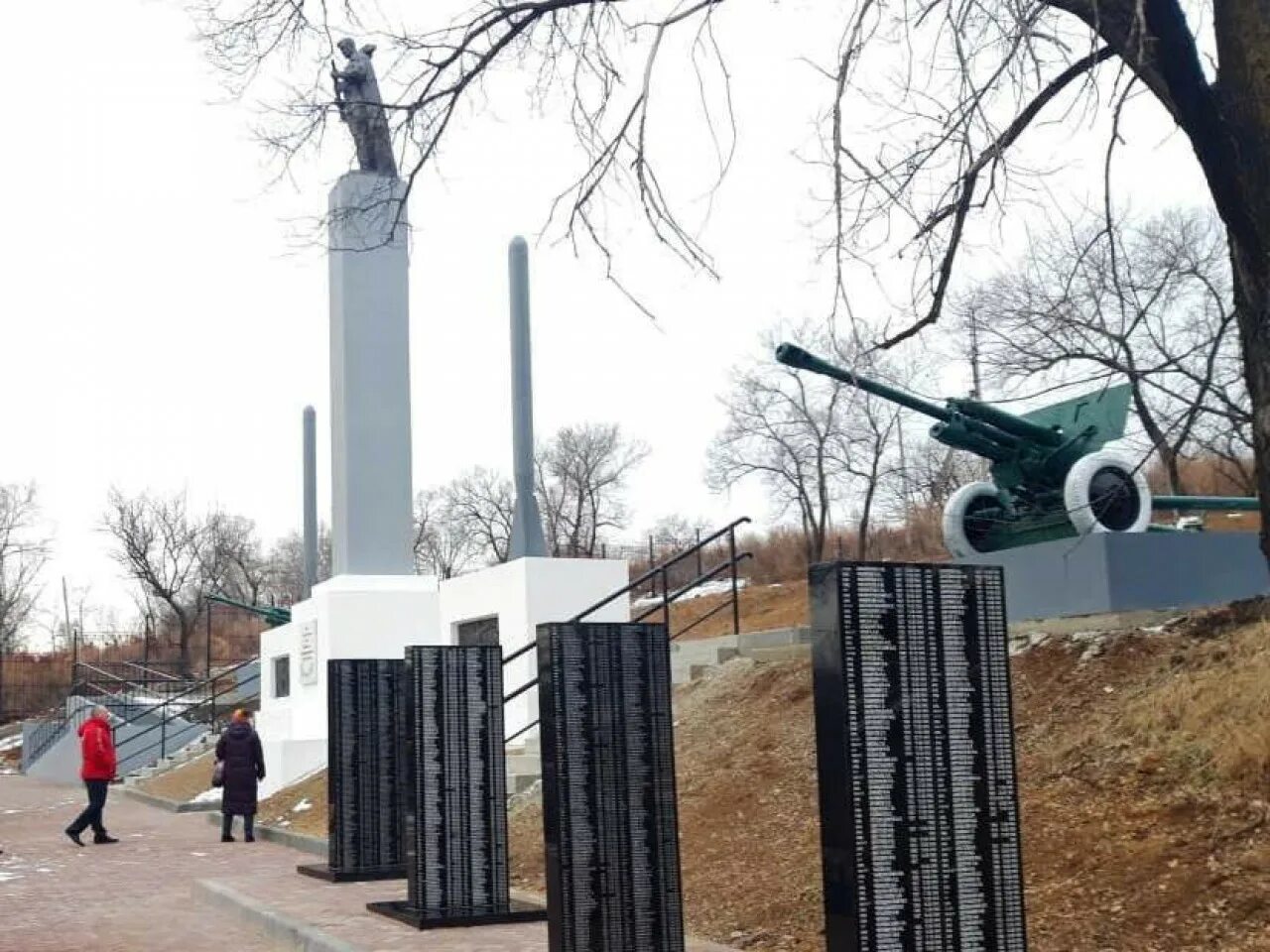 Поселок пограничный. Пограничный Приморский край. Приморский край Гродековский погранотряд. Поселок Советский Украина. Центр воинской доблести Петрозаводск.