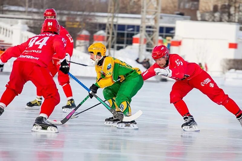 кузбасс водник хоккей. 15 февраля водник. тренеры уральский трубник первоуральск. хоккей с мячом архангельск. 15 февраля водник.