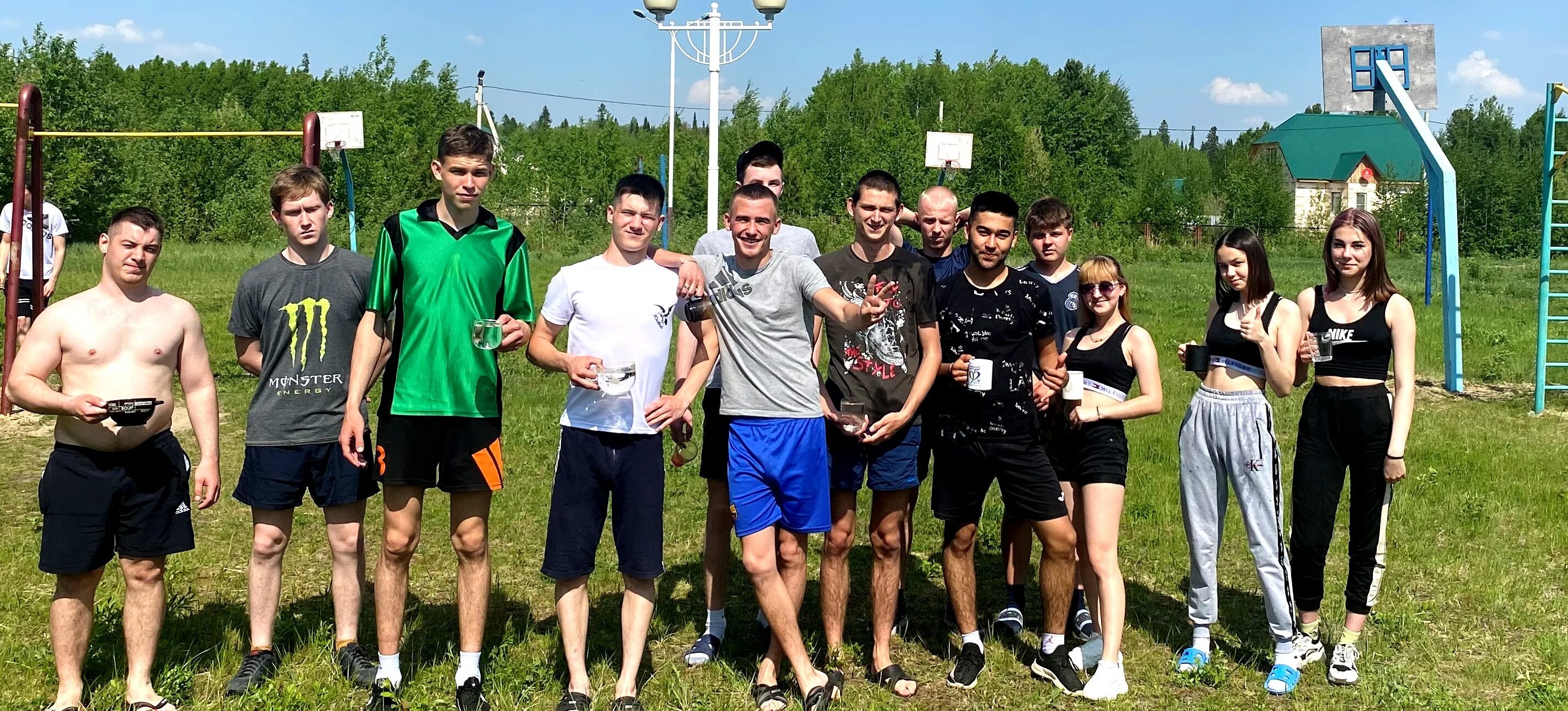 Колледж пгт междуреченский. Агропромышленный колледж пгт. Междуреченский аграрно промышленный колледж. Междуреченский аграрно промышленный колледж. Колледж пгт междуреченский хмао.