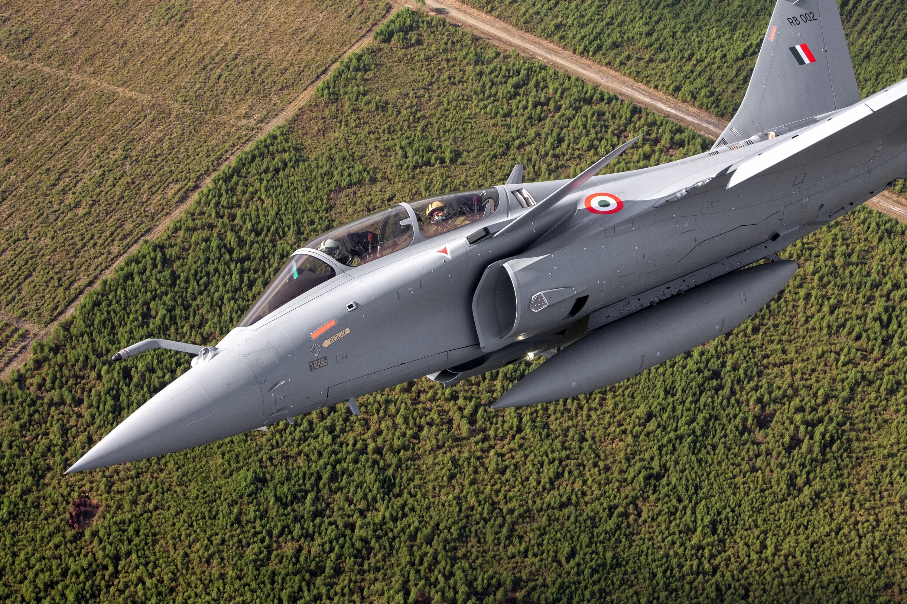 Ввс франции. Дассо рафаль истребитель. dassault rafale ввс индии. истребитель рафаль для индии. дассо «рафаль» (франция).