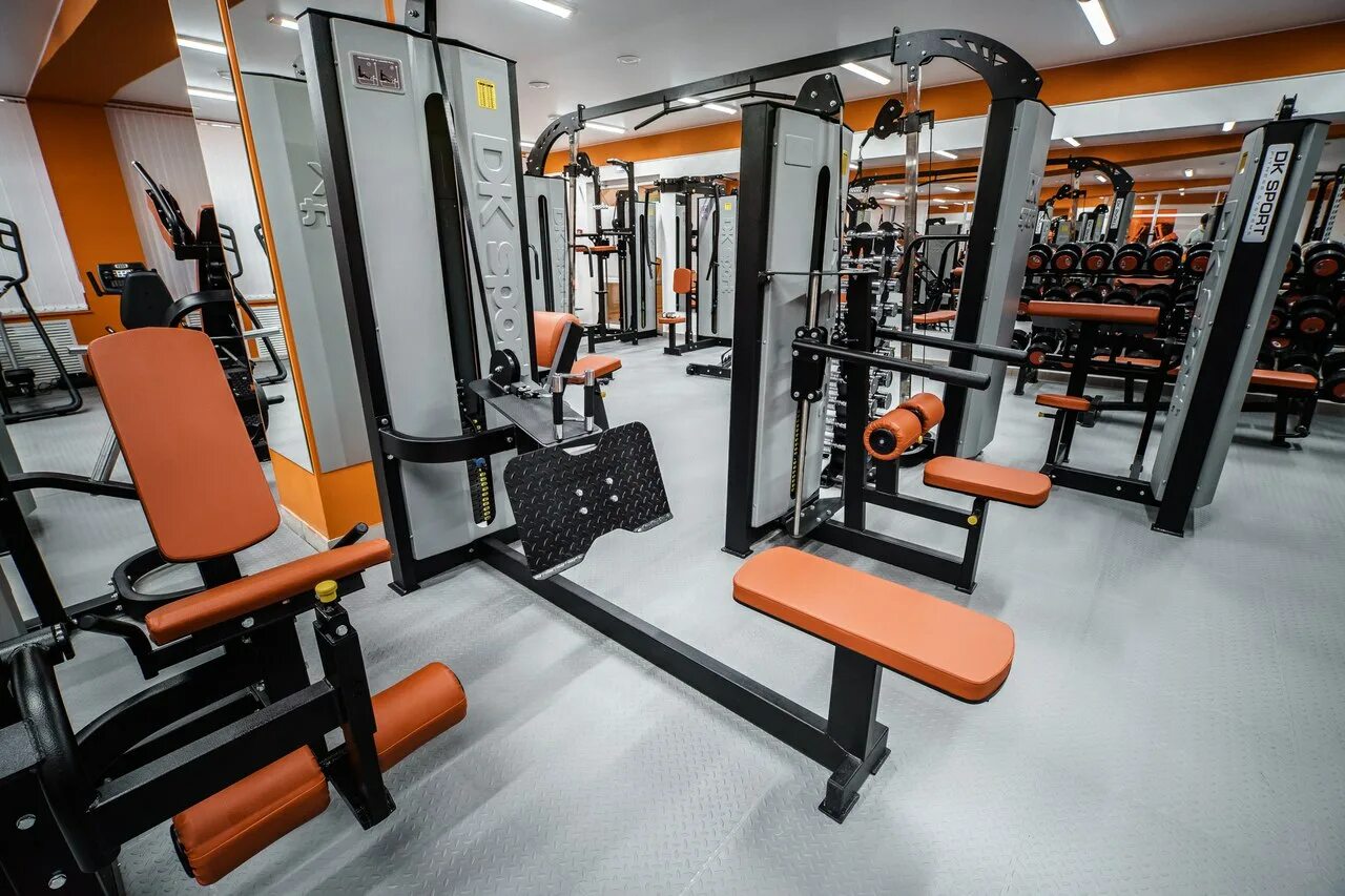 Спортзал спарта красноярск. Спарта фитнес клуб красноярск. Спортзал спарта. Спортзал в красноярске водопьянова 14. Спарта фитнес клуб красноярск.