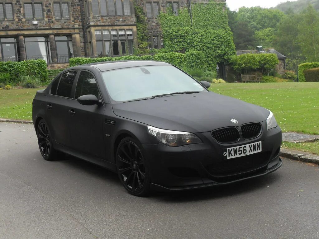Бмв е60 черная. BMW m5 e60 Matte. БМВ м5 е60. BMW 5 e60 черная. БМВ м5 е60 матовая.