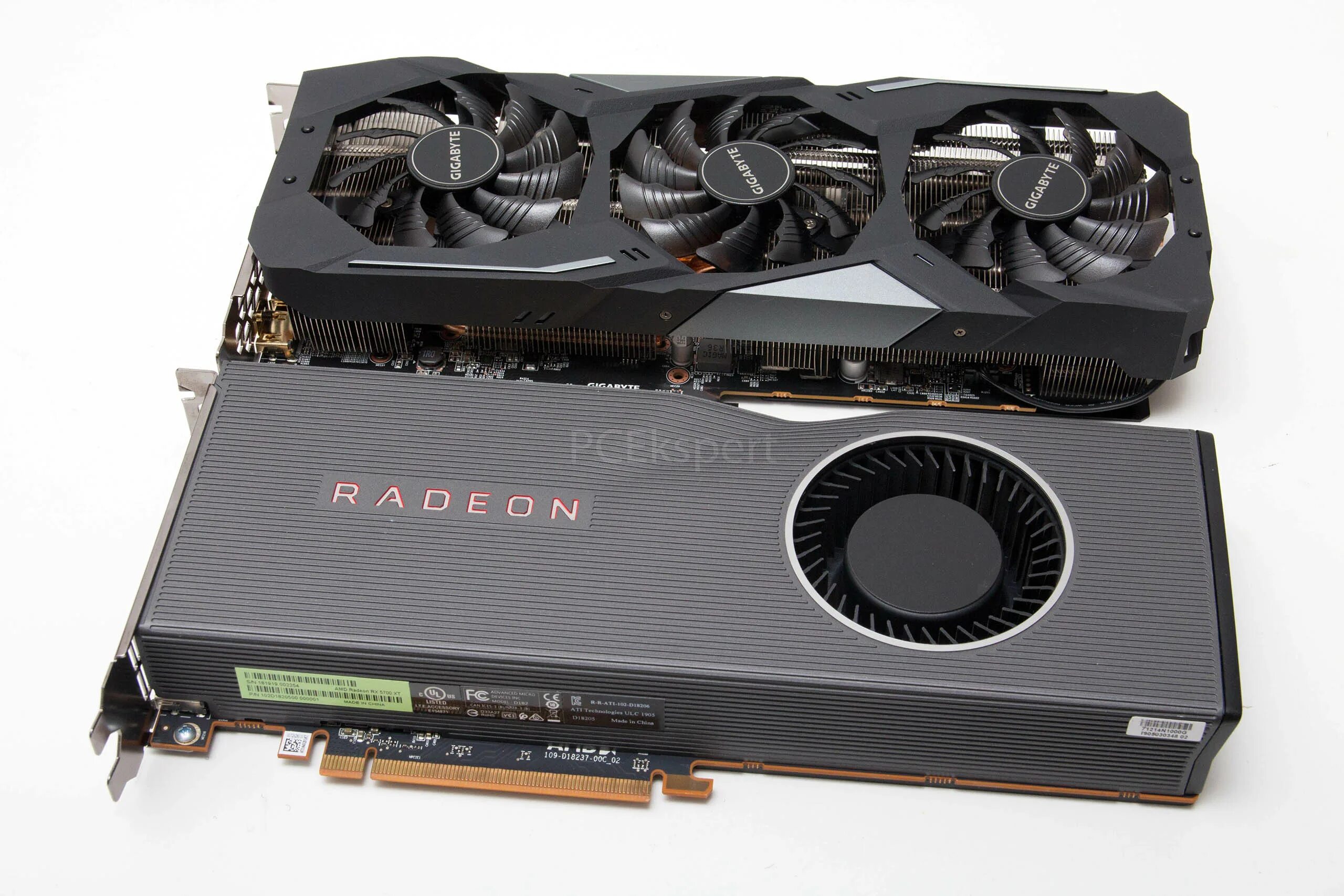 Radeon rx 5700 gaming. RX 5700xt Gigabyte. Gigabyte Radeon RX 5700 XT. Видеокарта Gigabyte RX 5700 XT. AMD rx5700xt 8g.