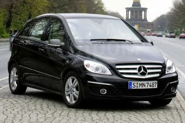 Купить б/у Mercedes-Benz B-Класс I (W245) Рестайлинг 180 1.7 CVT (116 л.с.) бенз