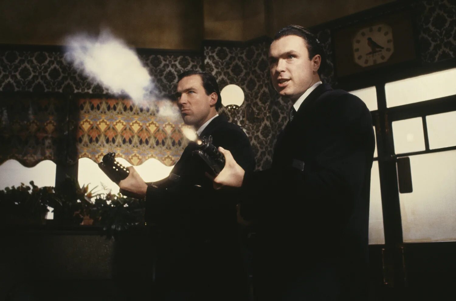 Великий реджи. Братья Крэй 1990. Братья Крэй / the Krays (1990). Рон Крэй 1992. Реджинальд Крэй.