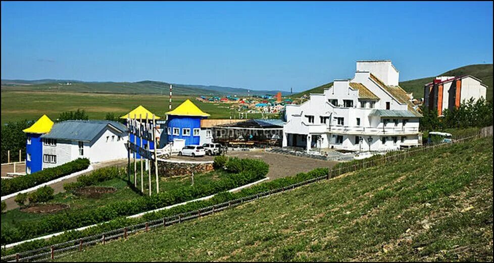 Агинское гостиница. Улица комсомольская поселка агинское. Гостиница агинское. Гостиница онон в агинске. Агинское гостиница.