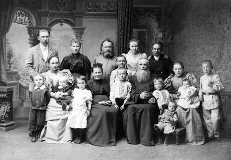 Исторический родился в семье