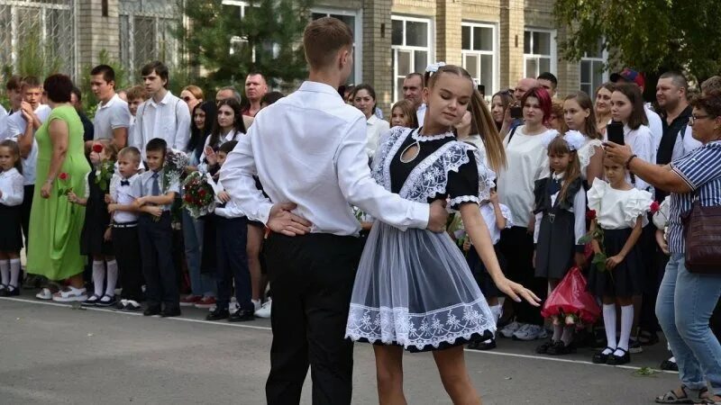 Школа 24 Новочеркасск. Школа 32 Новочеркасск. 5 Школа Новочеркасск. Школа 12 Новочеркасск. Юбилей 1 школы