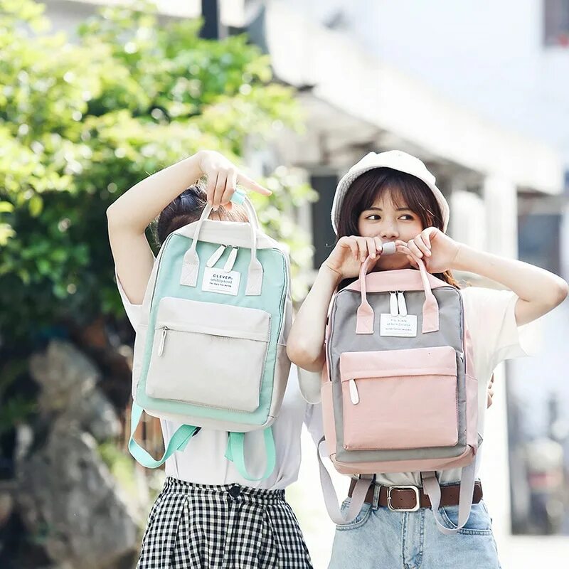 Портфель fjallraven kanken фиолетовый. Портфель сейчас. Портфель сейчас. Девушка с рюкзаком. Рюкзак для девушки стильный.