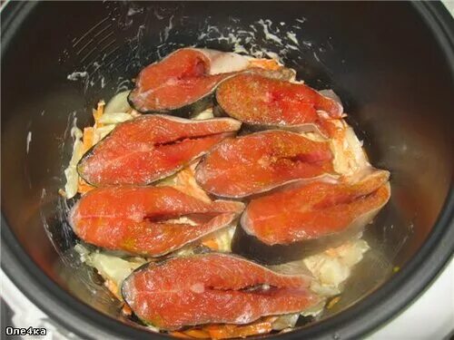 Как приготовить сочную горбушу в мультиварке. Рыба приготовленная на пару. Рыба отварная горбуша. Как приготовить сочную горбушу в мультиварке. Как приготовить сочную горбушу в мультиварке.