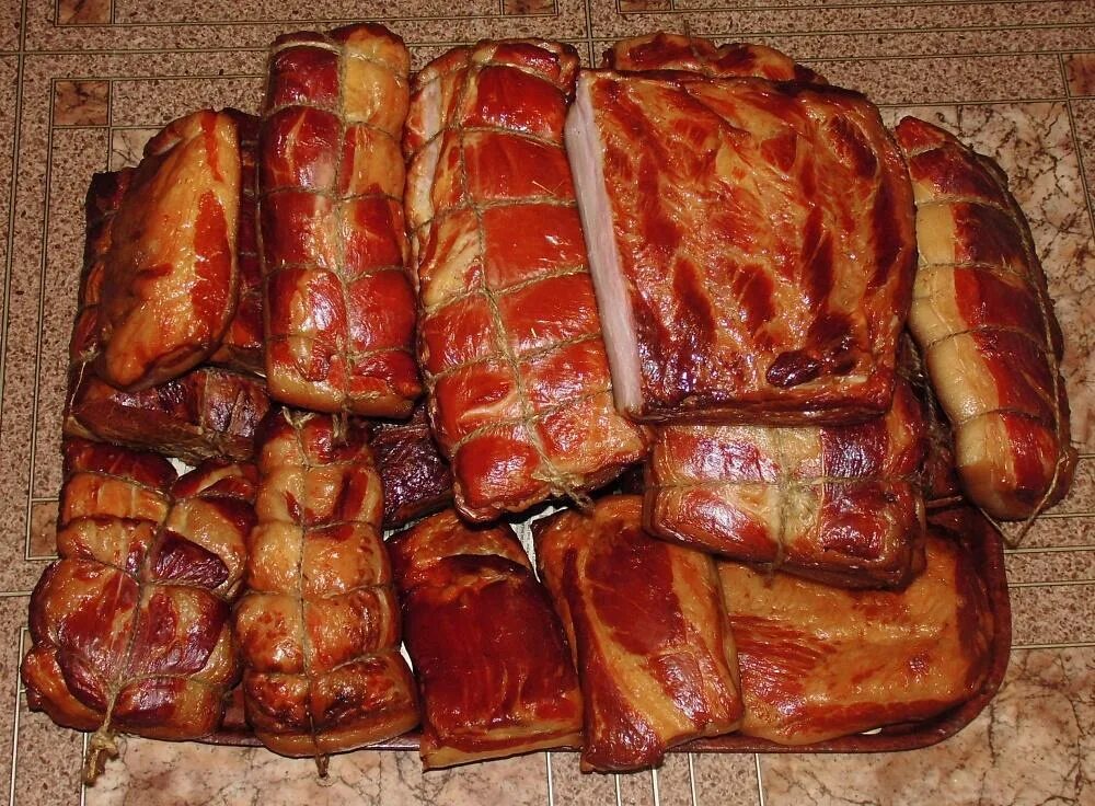 Мясные копчености. Копченое мясо. Домашнее копчение. Копченое мясо. Копченое мясо.