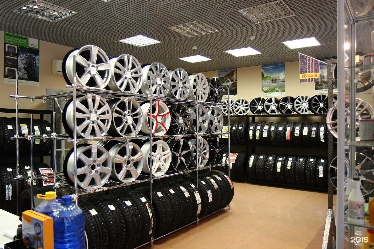 Шинный центр кордиант. Магазин шин и дисков. Vianor шинный центр. Шины диски vianor магазин. Шины диски vianor магазин.