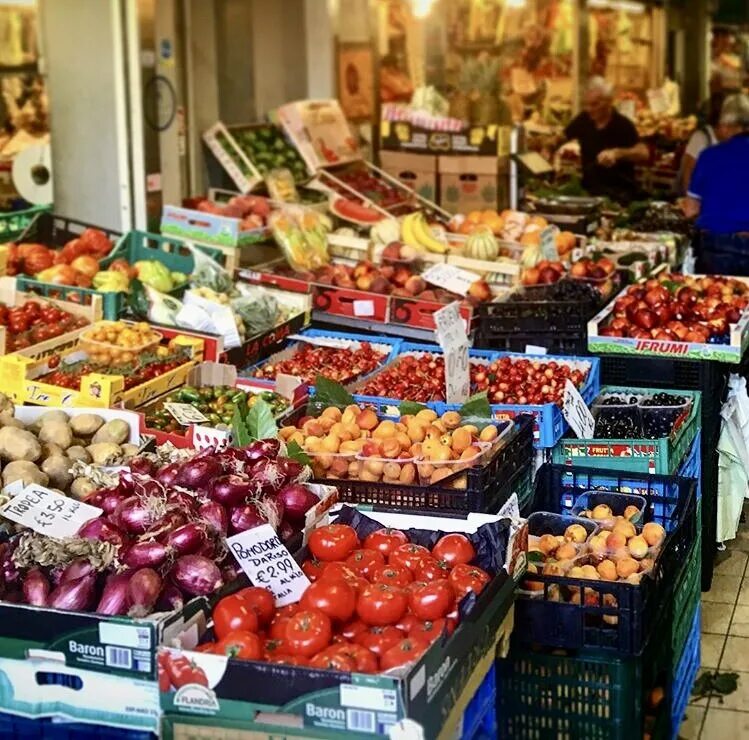 Рынок на цветном бульваре. Базар (рынок). Фуншал рынок лаврадореш. Рынок фото. Базар фото.