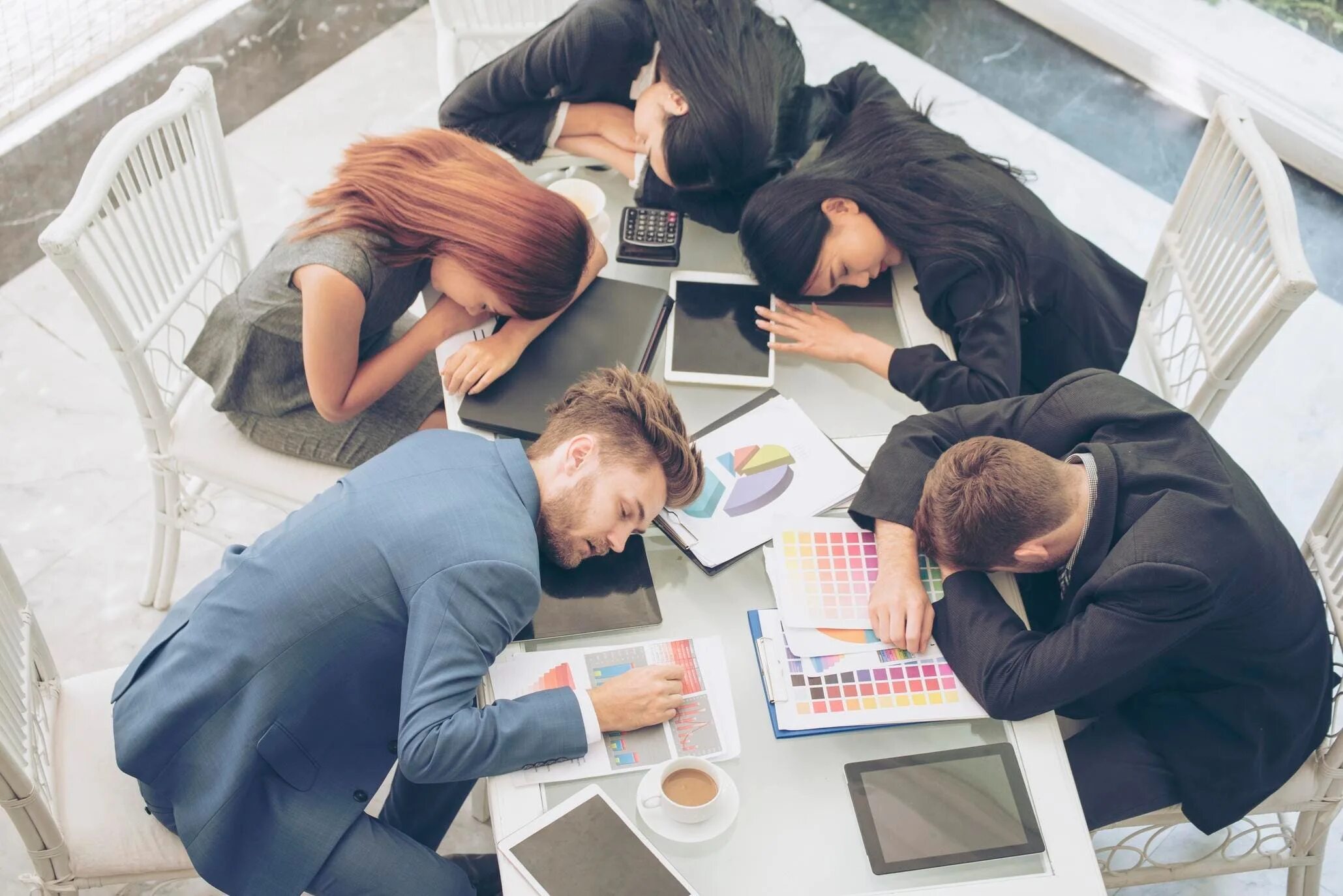 Work until. Team sleep. teamwork фильм смотреть корея. lazy leaders at work.