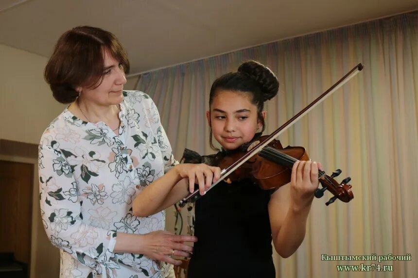 музыкальная школа первоуральск. дши скрипка. полина сорокина скрипка. чакмишян нонна александровна скрипка. музыкальные инструменты для детей.