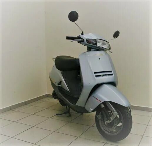 Honda lead 90 hf05. Хонда лид 40. Honda lead hf05. Honda lead 90 custom. Скутер хонда лид 90.