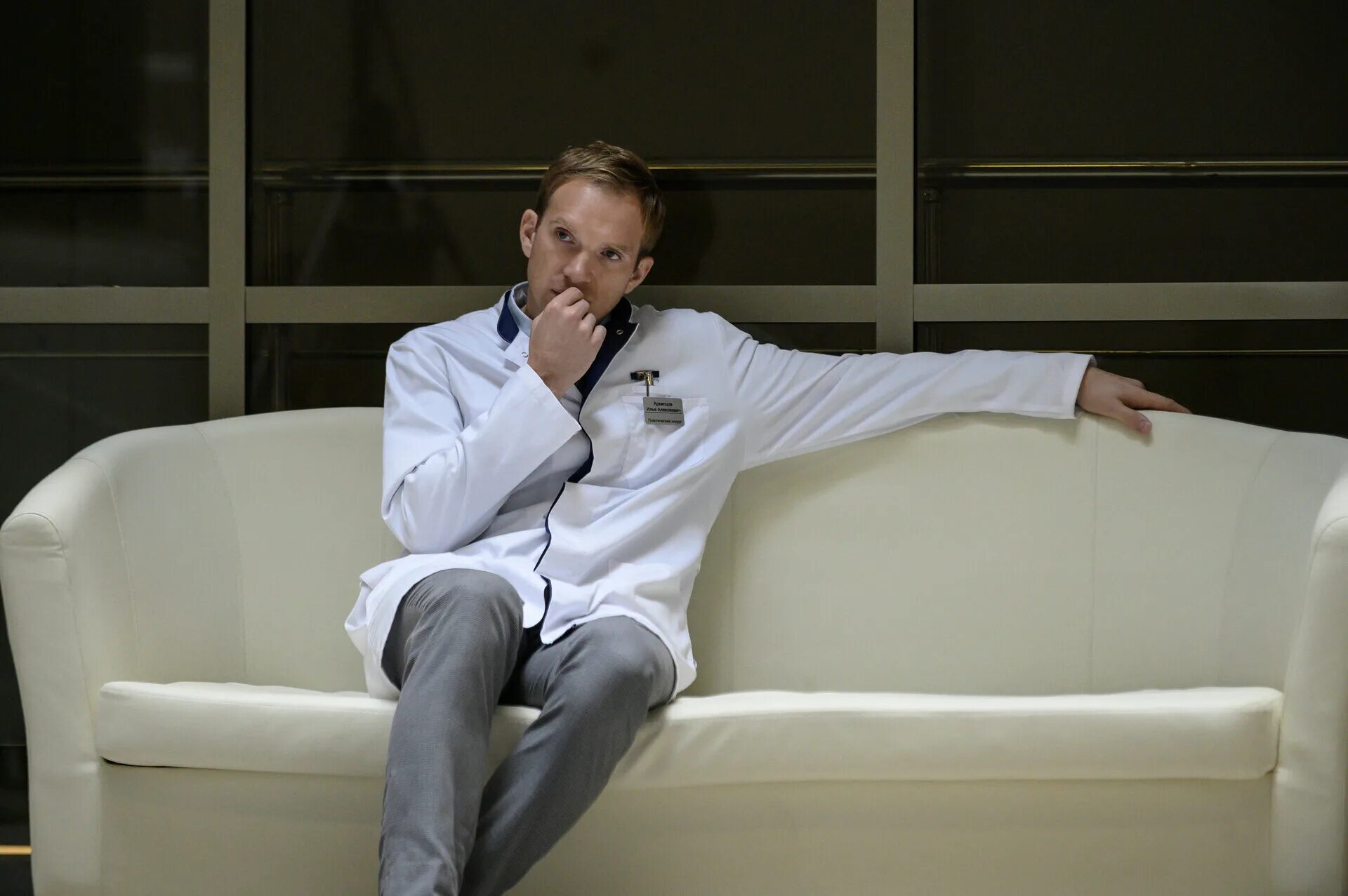 красотка в ударе в ролях. красотка в ударе в ролях. юлия александрова красотка у ударе. красотка в ударе фильм 2020 актёры. юлия александрова 2022.