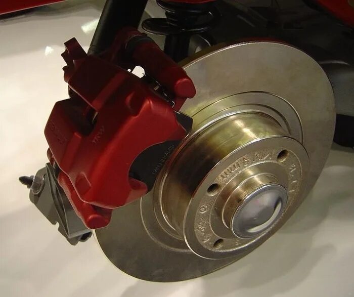 Тормозные диски к5. Disc brake pads колодки. disc-front wheel brake 51712c8000 dt колодки. brake disc тормозные диски. тормозной диск с суппортом.