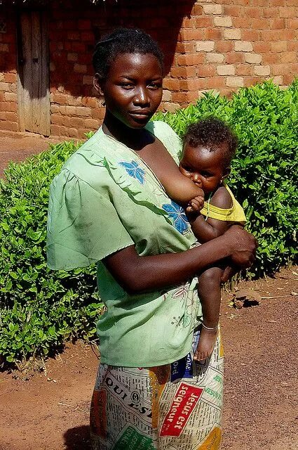 Pedomom африка. Африка женщины с детьми. Africa mom. Africa mom. Mother africa.